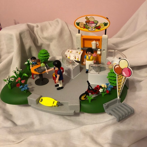 super playset ice cream shop